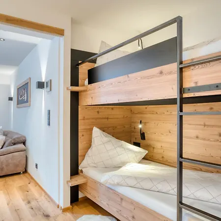 Sun * インスブルック